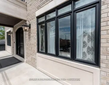 809 Fairview Ave Bay Ridges, Pickering 4 beds 4 baths 3 garage $2.1M