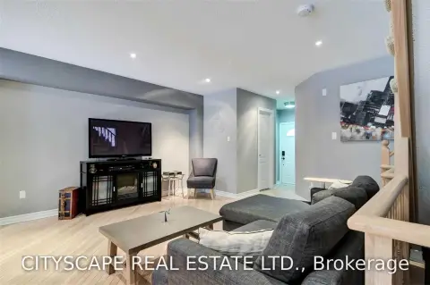 Pickering Highbush community 353 Sparrow Circ For Sale