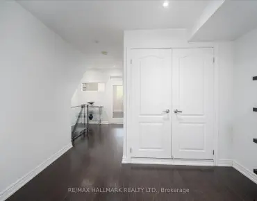 17 Valentine Dr <a href='https://luckyalan.com/community_CN.php?community=Toronto:Parkwoods-Donalda'>Parkwoods-Donalda, Toronto</a> 5 beds 3 baths 2 garage $1.6M