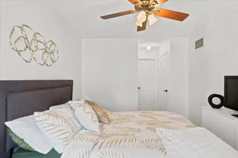 Pickering Bay Ridges community 1250 St. Martins Dr For Sale