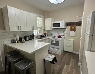 
256 Woodbine Ave The Beaches - 4 beds 3 baths 2 parking space(s) listed at $1379000