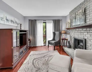 55 Fawcett Trl Malvern, Toronto 3 beds 3 baths 1 garage $900K
