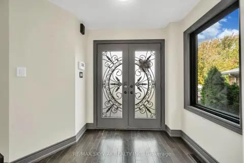 Pickering Brock Ridge community 2055 Blue Ridge Cres For Sale