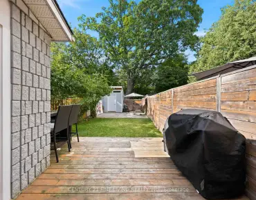 294 Gainsborough Rd Woodbine Corridor - 3 beds 2 baths parking space(s) listed at $1249000