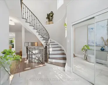1841 Holbrook Crt Liverpool, Pickering 4 beds 3 baths 2 garage $1.28M