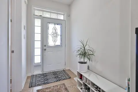 Pickering Duffin Heights community 1819 Misthollow Dr For Sale