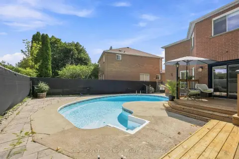 Pickering Highbush community 272 Senator St For Sale