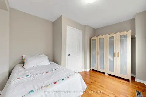Pickering Town Centre community 1775 Valley Farm Rd For Sale