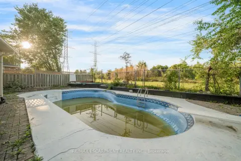Pickering Liverpool community 2081 Lynn Heights Dr For Sale