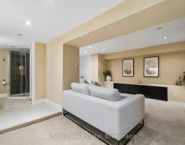16 Glebemount Ave Danforth - 3 beds 2 baths 1 parking space(s) listed at $999900