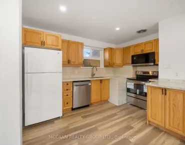 17 Barlow Rd Woburn, Toronto 4 beds 3 baths 1 garage $989K