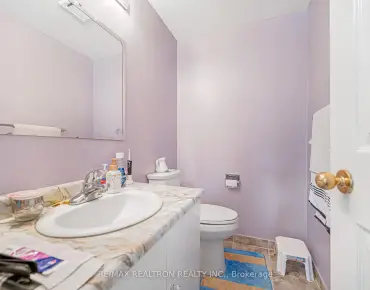 45 Frank Rivers Dr Steeles, Toronto 4 beds 4 baths 1 garage $799K