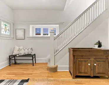 
92 Highcroft Rd Woodbine Corridor - 4 beds 3 baths  parking space(s) listed at $1499000