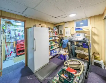 
39 Beverly Glen Blvd L'Amoreaux - 5 beds 4 baths 2 parking space(s) listed at $1288000