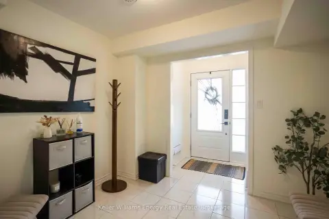 Toronto Clairlea-Birchmount community 104 Howe Ave For Sale