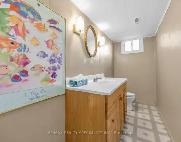 
16 Langevin Cres Centennial Scarborough - 4 beds 3 baths 1 parking space(s) listed at $998888