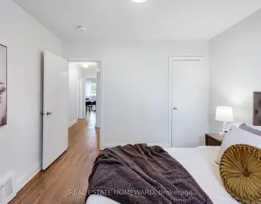 
1 Bassett Ave Clairlea-Birchmount - 3 beds 1 baths 1 parking space(s) listed at $885000
