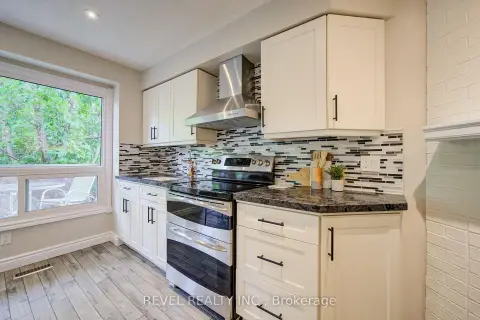 Pickering Brock Ridge community 2141 Theoden Crt For Sale