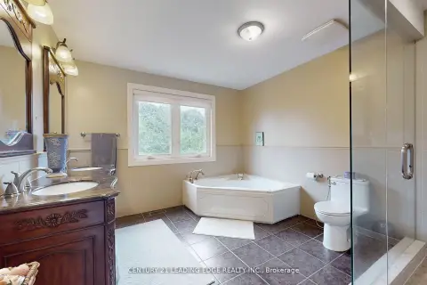 Toronto Wexford-Maryvale community 11 Bellvare Cres For Sale