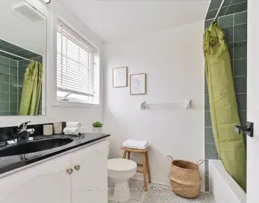 41 Blair St O'Connor-Parkview, Toronto 5 beds 5 baths 1 garage $849K
