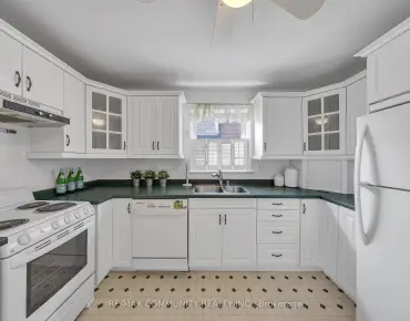 
50 Joanith Dr O'Connor-Parkview - 2 beds 2 baths 1 parking space(s) listed at $899000