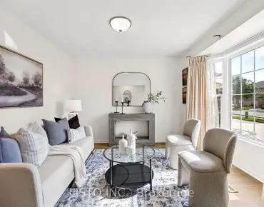 
15 Mantis Rd Rouge E11 - 3 beds 3 baths 1 parking space(s) listed at $915000