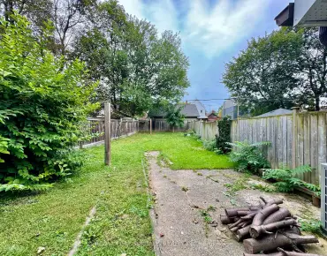 287 Greenwood Ave Greenwood-Coxwell - 4 睡房 3 卫生间  车位叫价788000加元