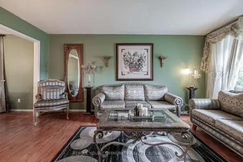 Pickering Highbush community 1801 Forestview Dr For Sale
