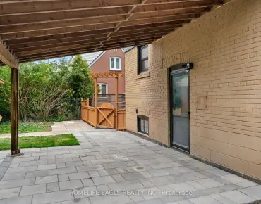 
82 Scarborough Heights Blvd Cliffcrest - 3 beds 2 baths  parking space(s) listed at $899900