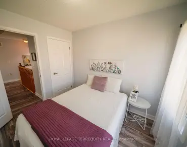 1299 Glenanna Rd Liverpool, Pickering 3 beds 3 baths 1 garage $749K