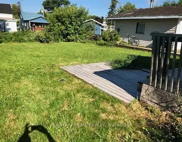 
4441 Lawrence Ave E West Hill - 10 beds 6 baths 2 parking space(s) listed at $1950000