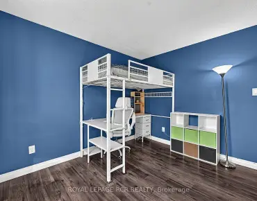 
88 Red River Cres Rouge E11 - 3 beds 2 baths 1 parking space(s) listed at $599999