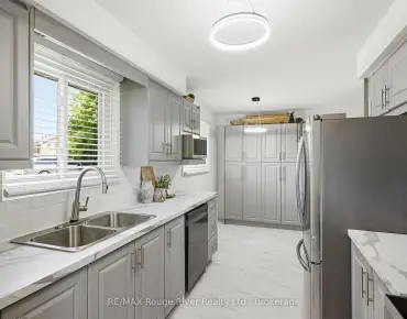 86 Shoredale Dr Woburn, Toronto 4 beds 3 baths 1 garage $1.05M