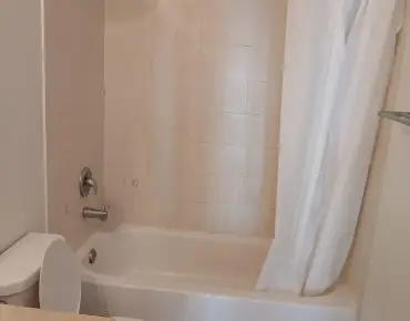 13 Vasto Ln Scarborough Village - 3 睡房 3 卫生间 1 车位叫价748000加元