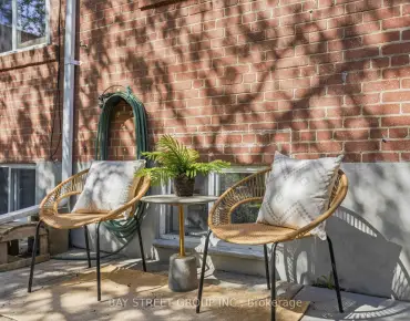 
115 Bergen Rd Dorset Park - 3 beds 2 baths  parking space(s) listed at $599000