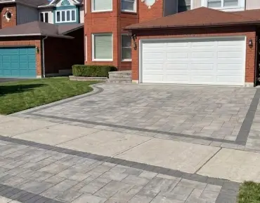2095 Lynn Heights Dr Liverpool, Pickering 4 beds 5 baths 2 garage $1.1M