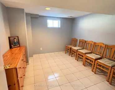 14 Orlando Blvd Wexford-Maryvale, Toronto 3 beds 3 baths 1 garage $899.9K