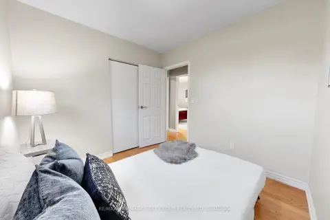 Pickering West Shore community 789 Hillcrest Rd For Sale