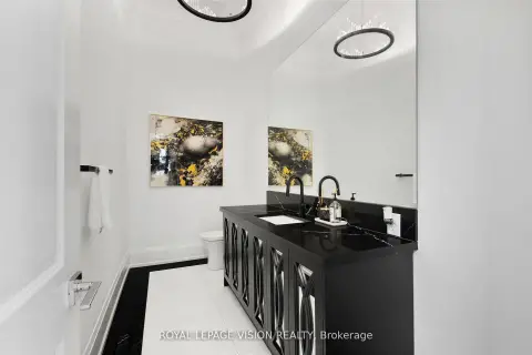 Pickering West Shore community 732 West Shore Blvd For Sale
