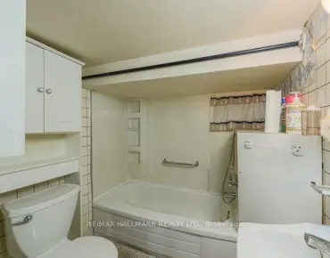 776 Gerrard St E South Riverdale - 3 beds 2 baths 1 parking space(s) listed at $799000