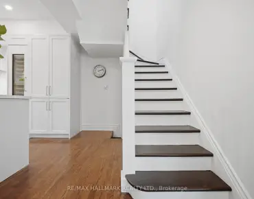 22 Pretoria Ave Playter Estates-Danforth - 3 睡房 3 卫生间  车位叫价1969900加元