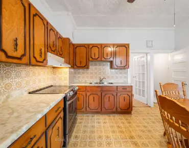 45 Eaton Ave Danforth, Toronto 3 beds 2 baths garage $1.1M