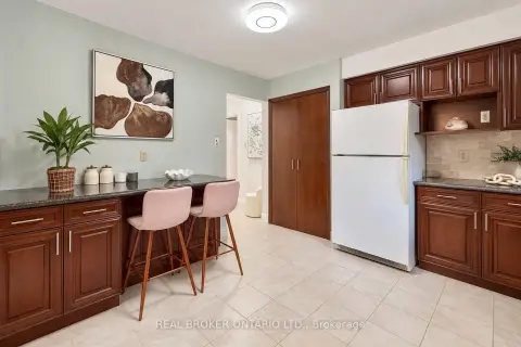 Toronto Agincourt North community 89 Bushmills Sq For Sale