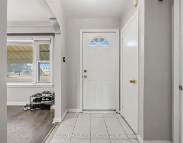 1373 Pharmacy Ave Wexford-Maryvale - 3 睡房 2 卫生间 1 车位叫价899000加元