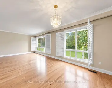 35 Florens Ave Clairlea-Birchmount - 3 beds 2 baths parking space(s) listed at $839900