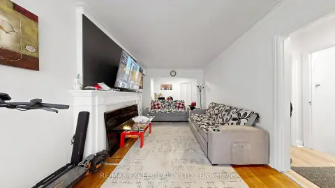 Toronto East York community 11 Hutton Ave For Sale
