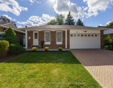 29 Fluellen Dr L'Amoreaux, Toronto 3 beds 3 baths 2 garage $799K