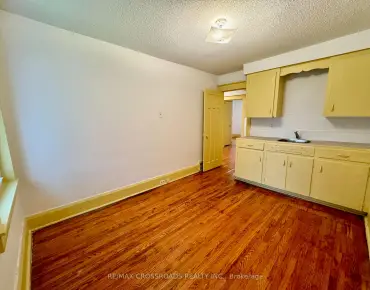 
287 Greenwood Ave Greenwood-Coxwell - 4 beds 3 baths  parking space(s) listed at $899900
