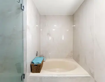 14 David Dr Morningside - 5 睡房 5 卫生间 2 车位叫价1099900加元