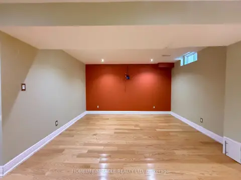 Pickering Highbush community 1786 Westcreek Dr For Sale
